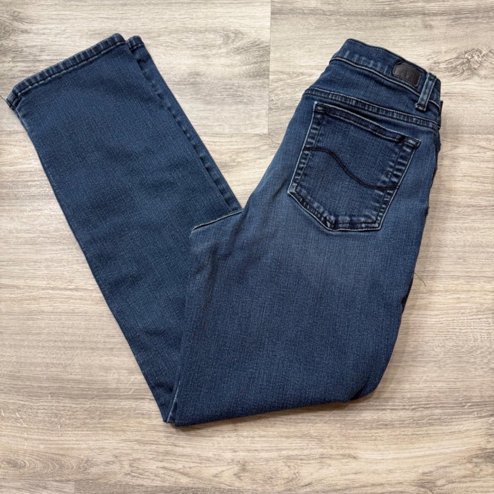 Lee Relaxed Fit Straight Leg Mid Rise‎ Dark Wash Denim Jeans Women Size 28"